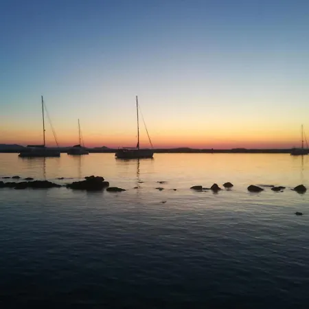 Thiseas * Naxos City