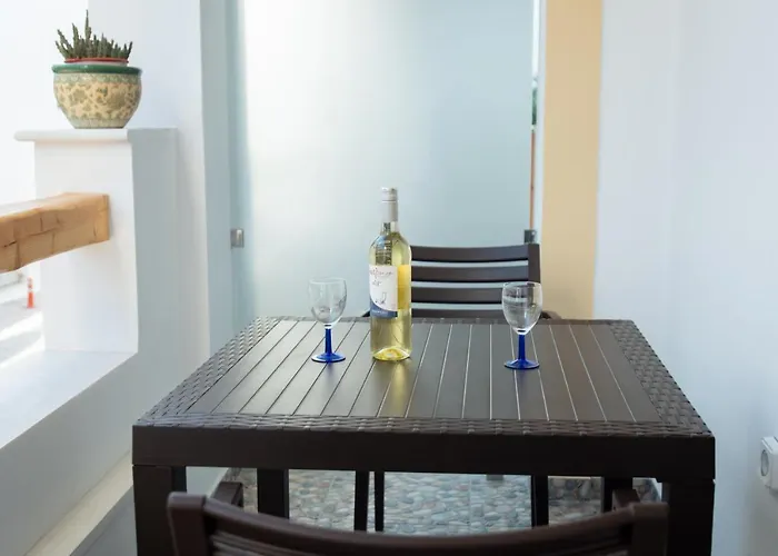 Thiseas * Naxos City